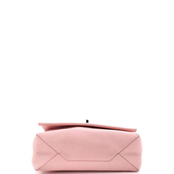 Louis Vuitton Lockme II Handbag Leather - Picture 4 of 7